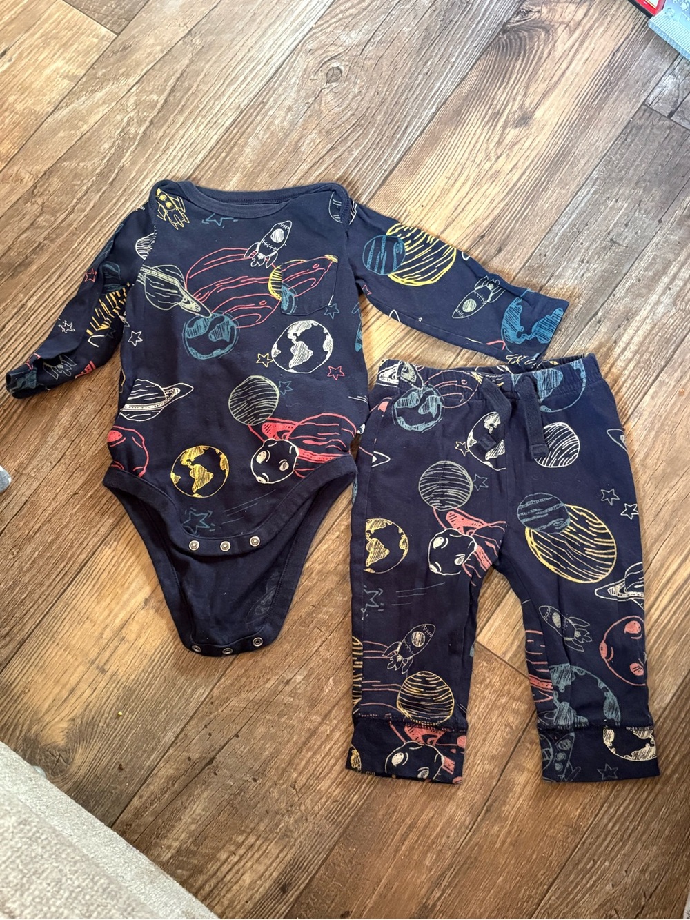 Baby GAP Space Print Navy Onsie & Pants Set